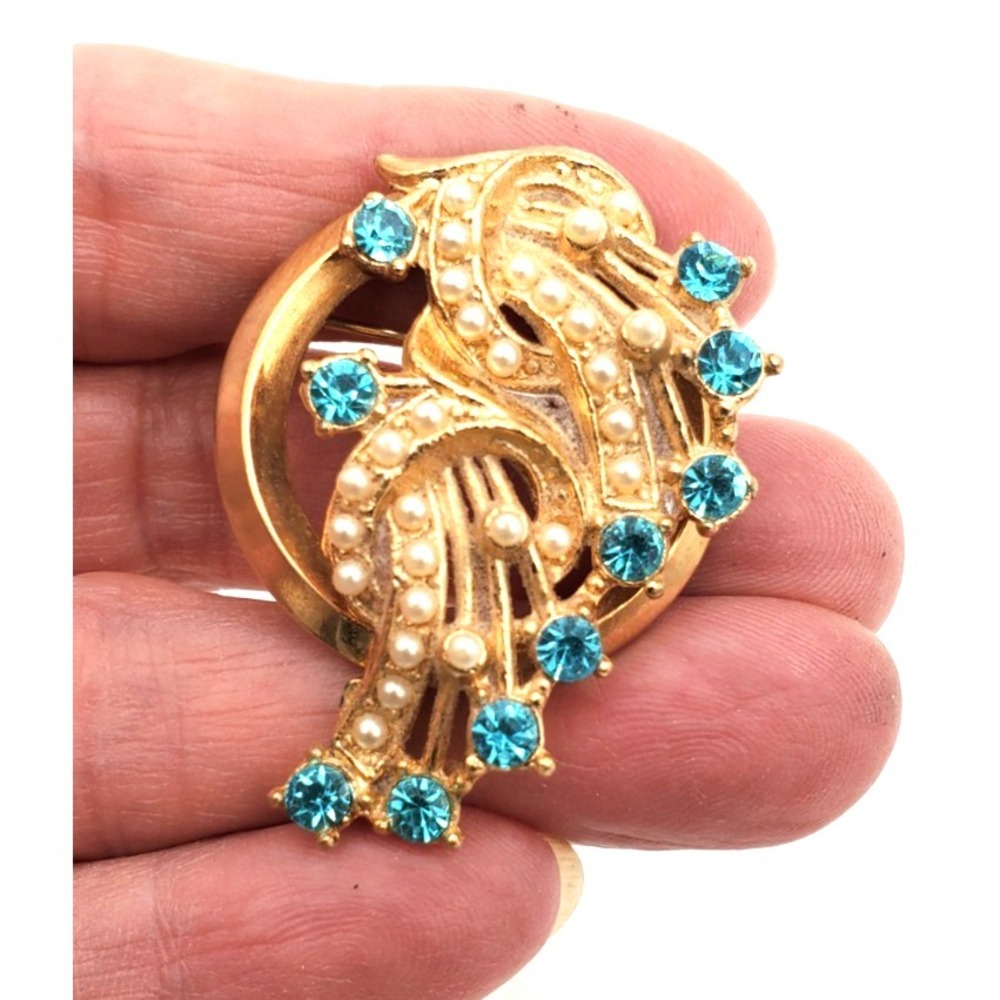 Vintage Blue Rhinestone Faux Seed Pearl‎ Brooch Gold Tone Ribbon Spray Pin
